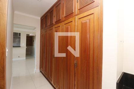 Apartamento à venda com 74m², 2 quartos e 1 vagaCorredor