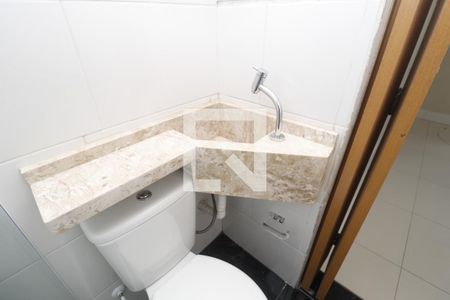 Apartamento à venda com 74m², 2 quartos e 1 vagaBanheiro da Suíte