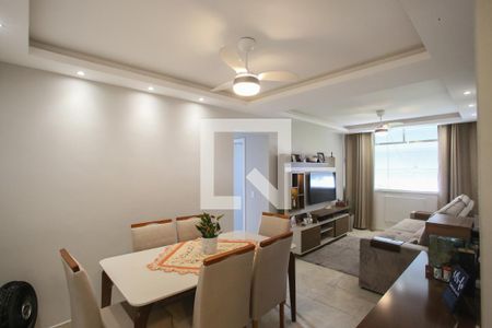 Sala de apartamento à venda com 2 quartos, 62m² em Pechincha, Rio de Janeiro