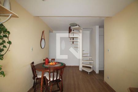 Sala   de apartamento à venda com 3 quartos, 110m² em Vila Marieta, São Paulo