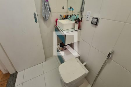 Apartamento à venda com 62m², 2 quartos e 1 vaga Apartamento à venda com 62m², 2 quartos e 1 vagaBanheiro