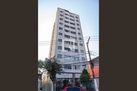 Apartamento à venda com 100m², 1 quarto e sem vaga Apartamento à venda com 100m², 1 quarto e sem vagaFachada