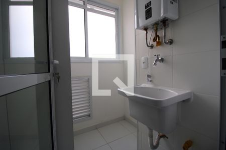 Apartamento para alugar com 62m², 3 quartos e 1 vagaÁrea de serviço 