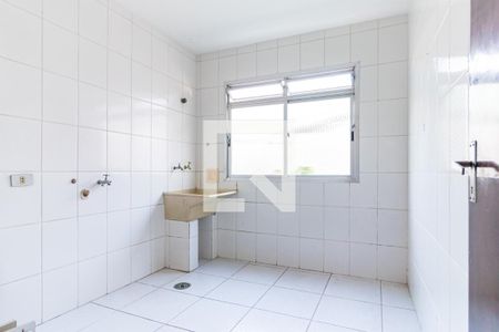 Casa à venda com 250m², 4 quartos e 2 vagas Casa à venda com 250m², 4 quartos e 2 vagasLavanderia