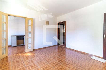 Casa à venda com 250m², 4 quartos e 2 vagas Casa à venda com 250m², 4 quartos e 2 vagasQuarto 4 - Suíte