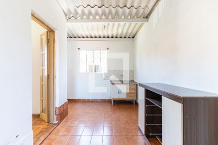 Casa à venda com 250m², 4 quartos e 2 vagas Casa à venda com 250m², 4 quartos e 2 vagasCozinha