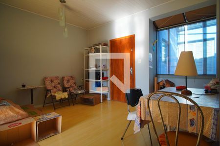 Sala  de apartamento à venda com 2 quartos, 70m² em Floresta, Porto Alegre