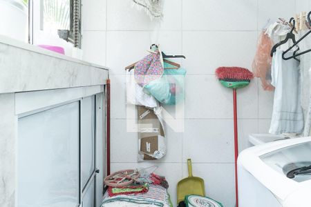Apartamento para alugar com 72m², 2 quartos e 1 vaga Apartamento para alugar com 72m², 2 quartos e 1 vagaLavanderia