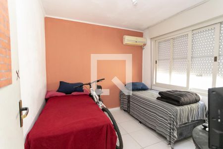 Quarto 2 de apartamento à venda com 2 quartos, 75m² em Vila Ipiranga, Porto Alegre