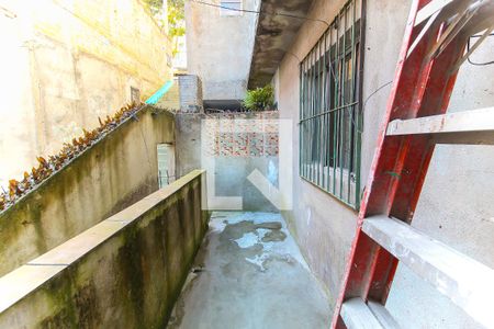 Casa para alugar com 24m², 1 quarto e sem vagaÁrea de Serviço