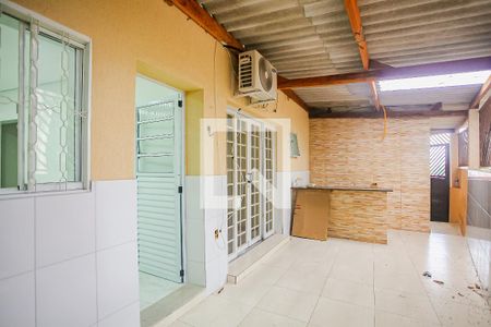 Casa para alugar com 110m², 3 quartos e 1 vaga Casa para alugar com 110m², 3 quartos e 1 vagaQuintal / Área