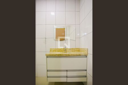 Casa para alugar com 110m², 3 quartos e 1 vaga Casa para alugar com 110m², 3 quartos e 1 vagaBanheiro Suíte