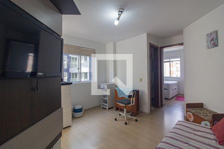 Sala de apartamento para alugar com 1 quarto, 44m² em Cristo Rei, Curitiba