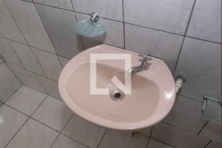 Casa para alugar com 40m², 1 quarto e 1 vagaBanheiro