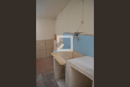 Casa à venda com 100m², 5 quartos e 1 vagaÁrea de Serviço