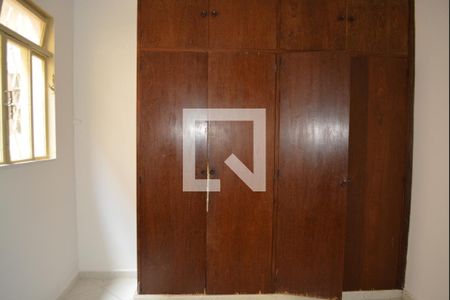 Casa à venda com 100m², 5 quartos e 1 vagaQuarto 1