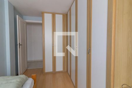 Apartamento à venda com 90m², 3 quartos e 2 vagas Apartamento à venda com 90m², 3 quartos e 2 vagasQuarto 2
