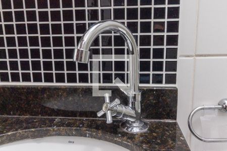 Casa de condomínio à venda com 85m², 3 quartos e 2 vagasBanheiro - torneira