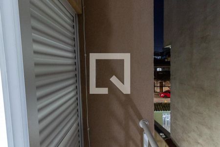 Casa de condomínio à venda com 85m², 3 quartos e 2 vagasVaranda