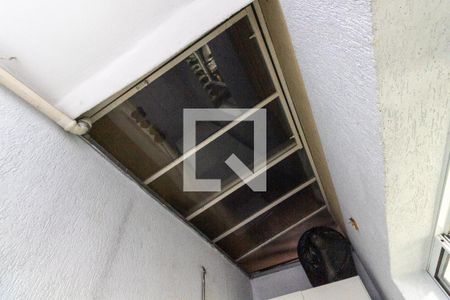 Casa de condomínio à venda com 85m², 3 quartos e 2 vagasLavanderia