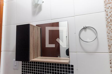 Casa de condomínio à venda com 85m², 3 quartos e 2 vagasDetalhe do banheiro