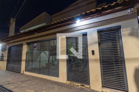 Casa de condomínio à venda com 85m², 3 quartos e 2 vagasFachado do condomínio