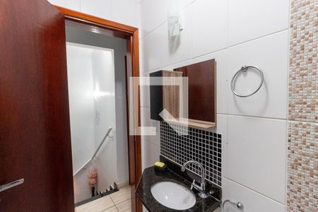 Casa de condomínio à venda com 85m², 3 quartos e 2 vagasBanheiro 2