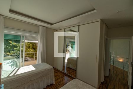 Casa de condomínio à venda com 338m², 3 quartos e 5 vagasSuite 1