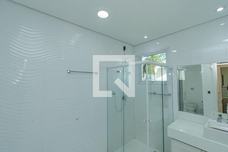 Casa de condomínio à venda com 338m², 3 quartos e 5 vagasBanheiro Suite 2