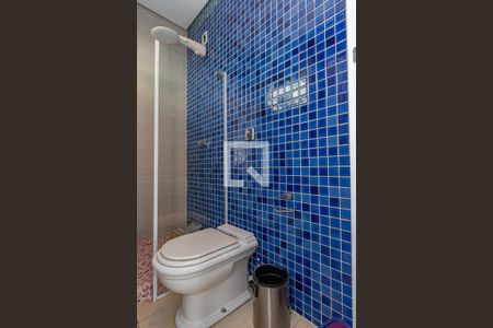 Casa de condomínio à venda com 338m², 3 quartos e 5 vagasBanheiro Externo 