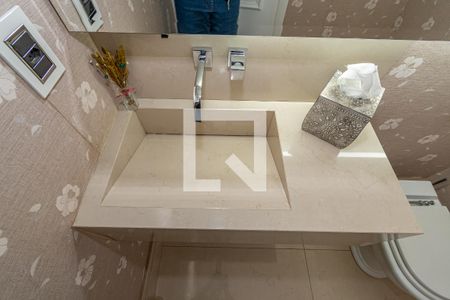 Casa de condomínio à venda com 338m², 3 quartos e 5 vagasDetalhe Lavabo 