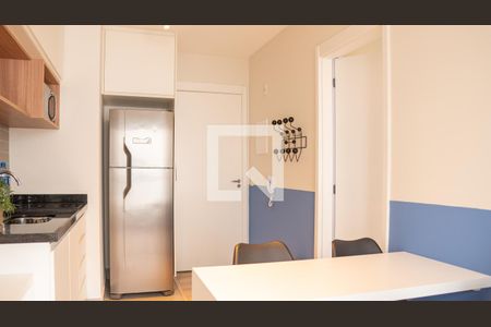 Sala - Cozinha de kitnet/studio para alugar com 1 quarto, 28m² em República, São Paulo