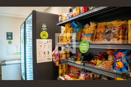 Studio à venda com 28m², 1 quarto e sem vaga Studio à venda com 28m², 1 quarto e sem vagaMercado