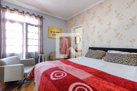 Casa à venda com 141m², 4 quartos e 2 vagas Casa à venda com 141m², 4 quartos e 2 vagasSuíte