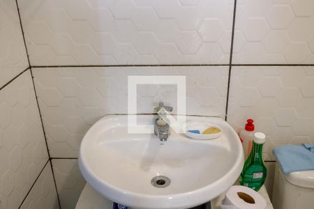 Casa à venda com 141m², 4 quartos e 2 vagas Casa à venda com 141m², 4 quartos e 2 vagasBanheiro Edícula