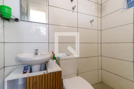 Casa à venda com 141m², 4 quartos e 2 vagas Casa à venda com 141m², 4 quartos e 2 vagasBanheiro Edícula