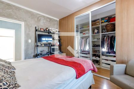 Casa à venda com 141m², 4 quartos e 2 vagas Casa à venda com 141m², 4 quartos e 2 vagasSuíte