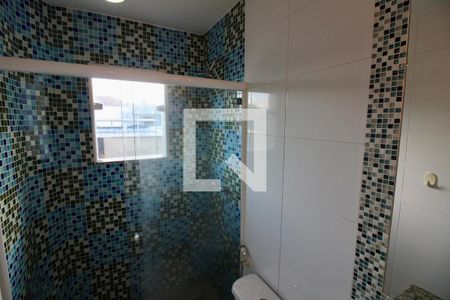 Casa de condomínio à venda com 220m², 4 quartos e 1 vaga Casa de condomínio à venda com 220m², 4 quartos e 1 vagaBanheiro Social 1