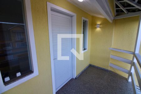 Casa de condomínio à venda com 220m², 4 quartos e 1 vaga Casa de condomínio à venda com 220m², 4 quartos e 1 vagaVaranda da Suite 1