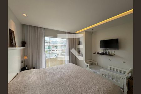 Casa de condomínio para alugar com 350m², 4 quartos e 5 vagasSuíte 1