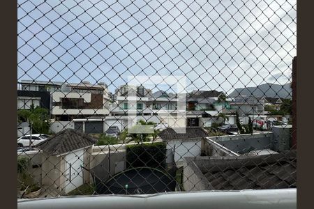 Casa de condomínio para alugar com 350m², 4 quartos e 5 vagasSuíte 4 - Varanda