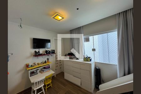 Casa de condomínio para alugar com 350m², 4 quartos e 5 vagasSuíte 3