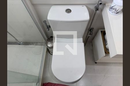 Casa de condomínio para alugar com 350m², 4 quartos e 5 vagasSuíte 2 - Banheiro