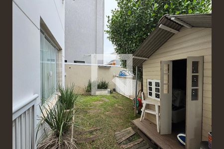 Casa de condomínio para alugar com 350m², 4 quartos e 5 vagasÁrea externa