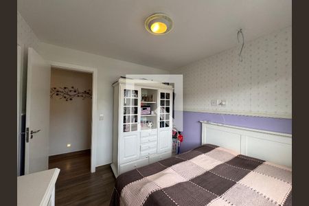 Casa de condomínio para alugar com 350m², 4 quartos e 5 vagasSuíte 2