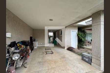 Casa de condomínio para alugar com 350m², 4 quartos e 5 vagasÁrea externa