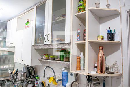 Apartamento à venda com 80m², 2 quartos e 1 vagacozinha e area de serviço