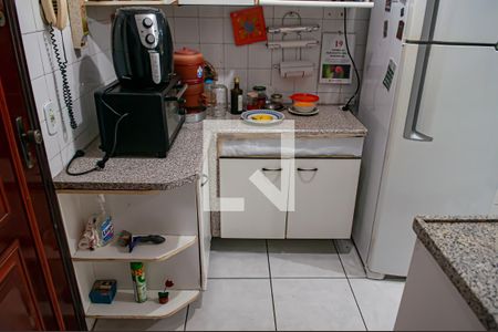 Apartamento à venda com 80m², 2 quartos e 1 vagacozinha e area de serviço