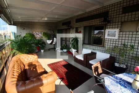 Apartamento à venda com 160m², 4 quartos e 3 vagasVaranda da Sala