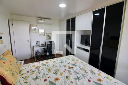 Apartamento à venda com 160m², 4 quartos e 3 vagasSuite 2
